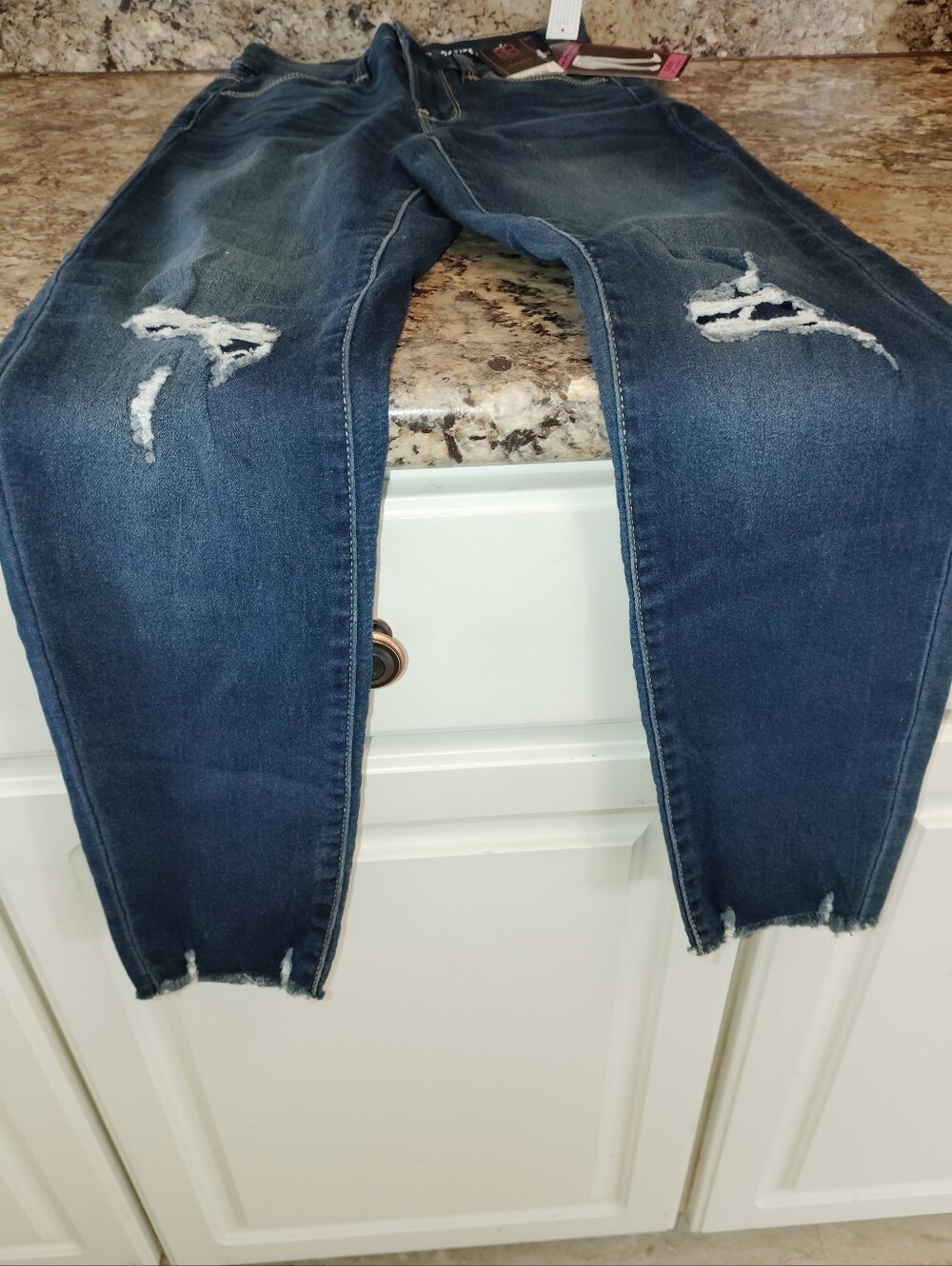 No Boundaries Dark Blue Distressed Kids Jeans - Picture 3 of 3